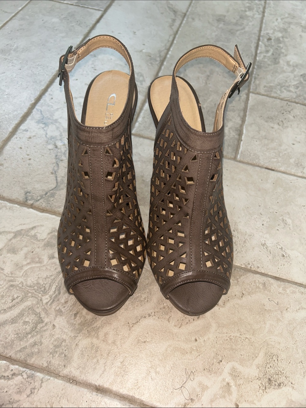 Like New- CL by Laundry Brown Laser-Cut Peep-Toe Slingback Heels Size 10